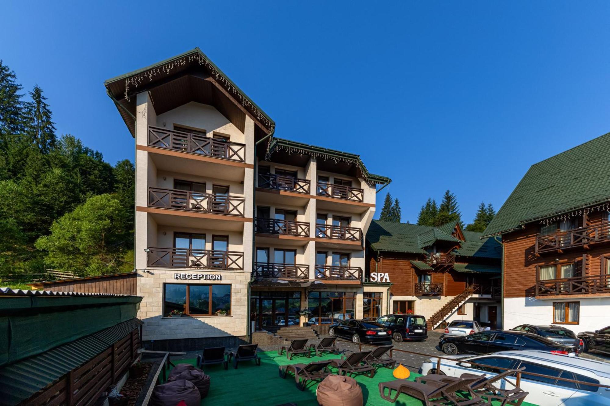 La Кrechunu Hotel Bukovel Exterior photo